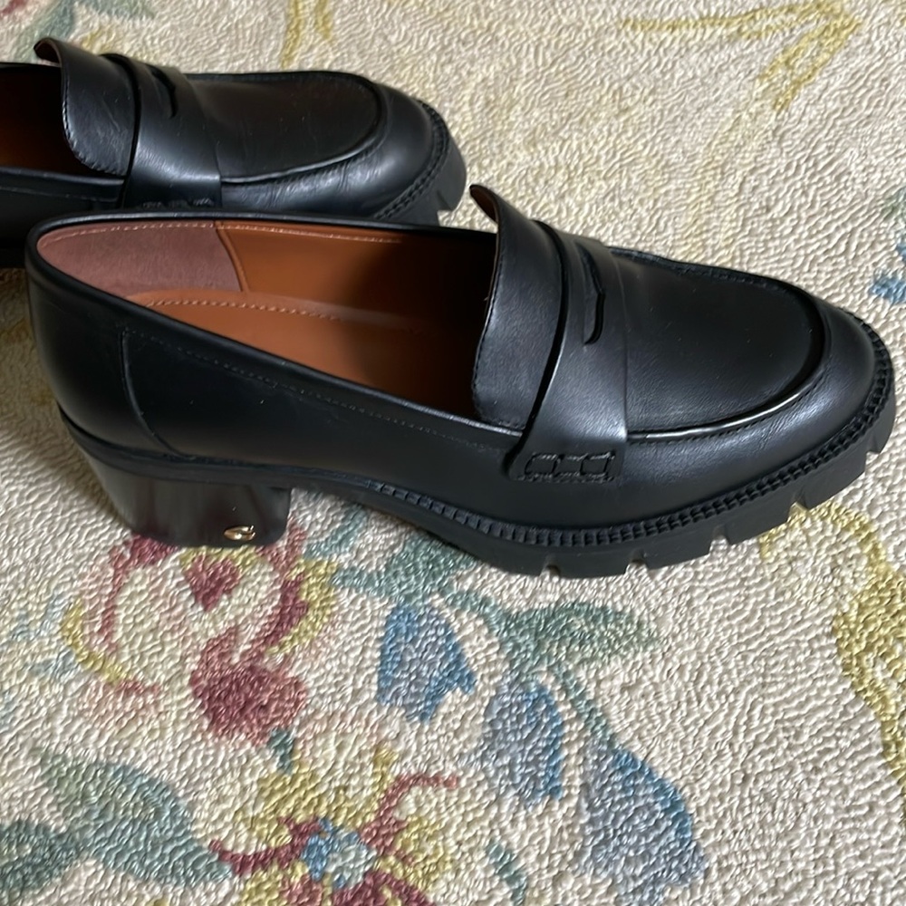 Like New. Coach chunky loafer